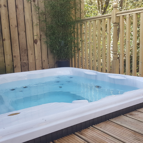 Valley Grove Hot Tub Holidays